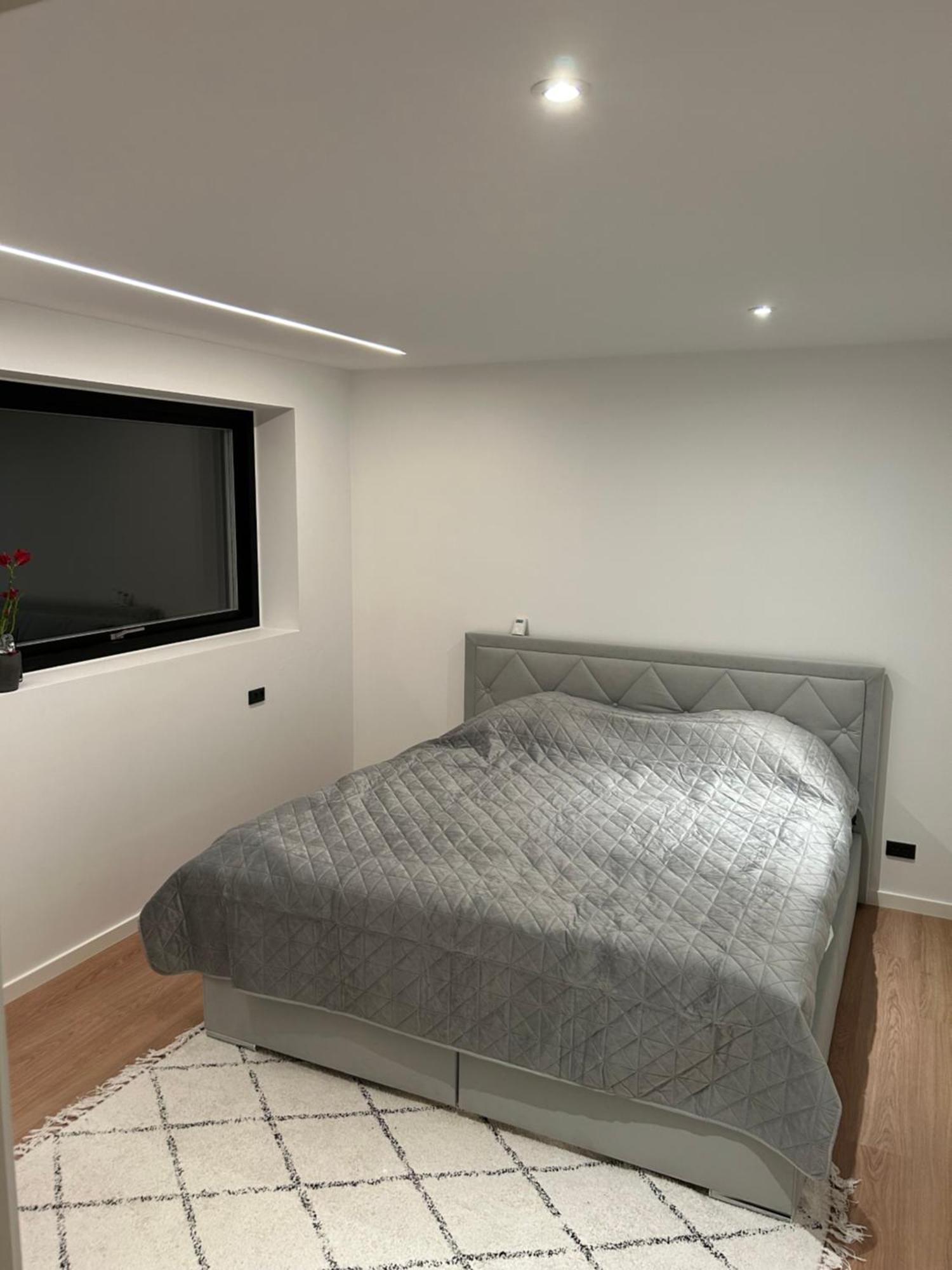 Bright, Quiet, Comfortable Room In A Luxury Home Хорсенс Экстерьер фото